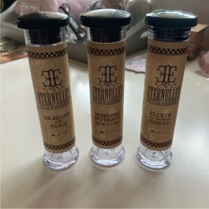 Eterne Brown and Black Decor Accents